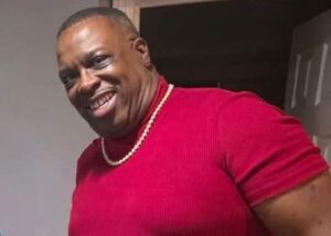 Kevin Barlow Death Obituary Chicago Illinois United States, beloved CTA worker killed in tragic shooting outside rail facility